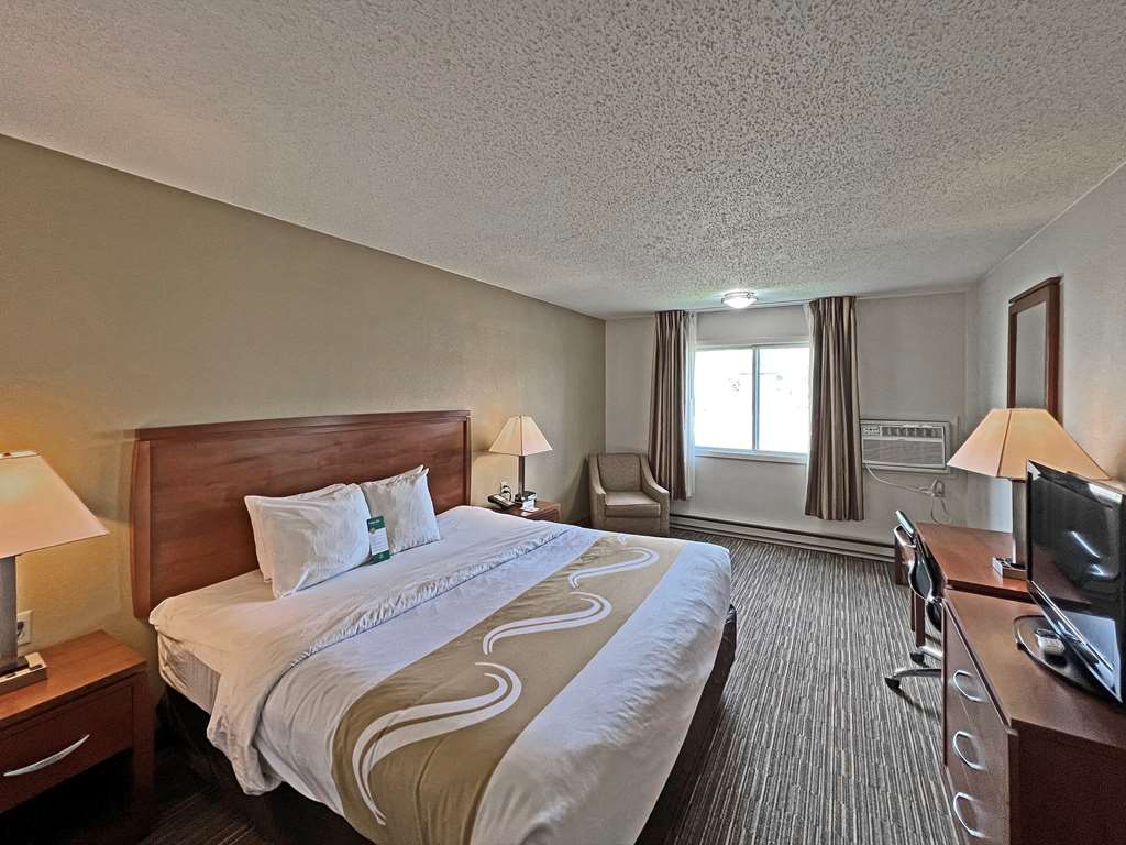 Quality Inn Mitchell I 90 - photo 11