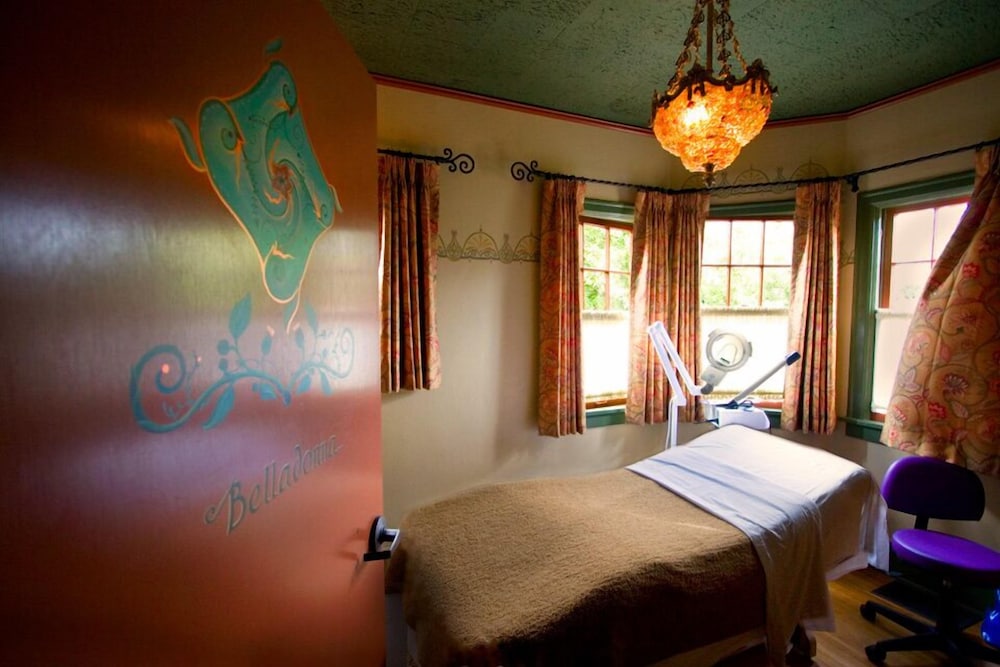 McMenamins Edgefield - photo 36