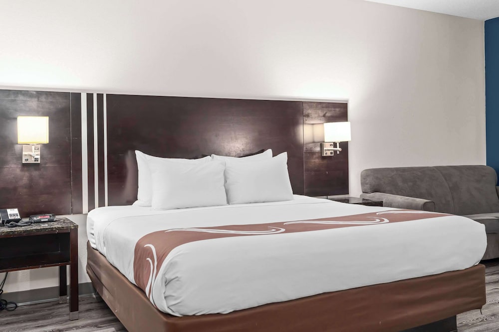 Quality Inn & Suites Mall of America MSP Airport - photo 9