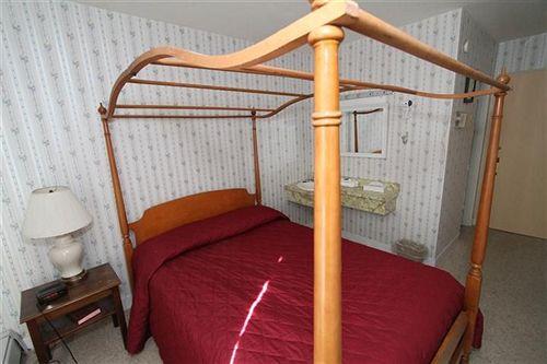 The Preston County Inn - photo 18