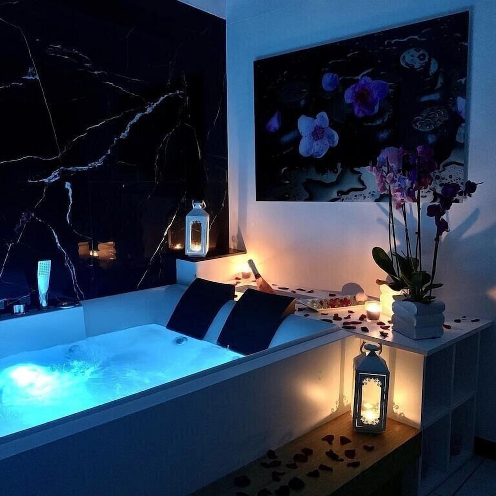 Dimora San Biagio Suites & Apartment — 4-Star Luxury Hotel in Lecce, Italy