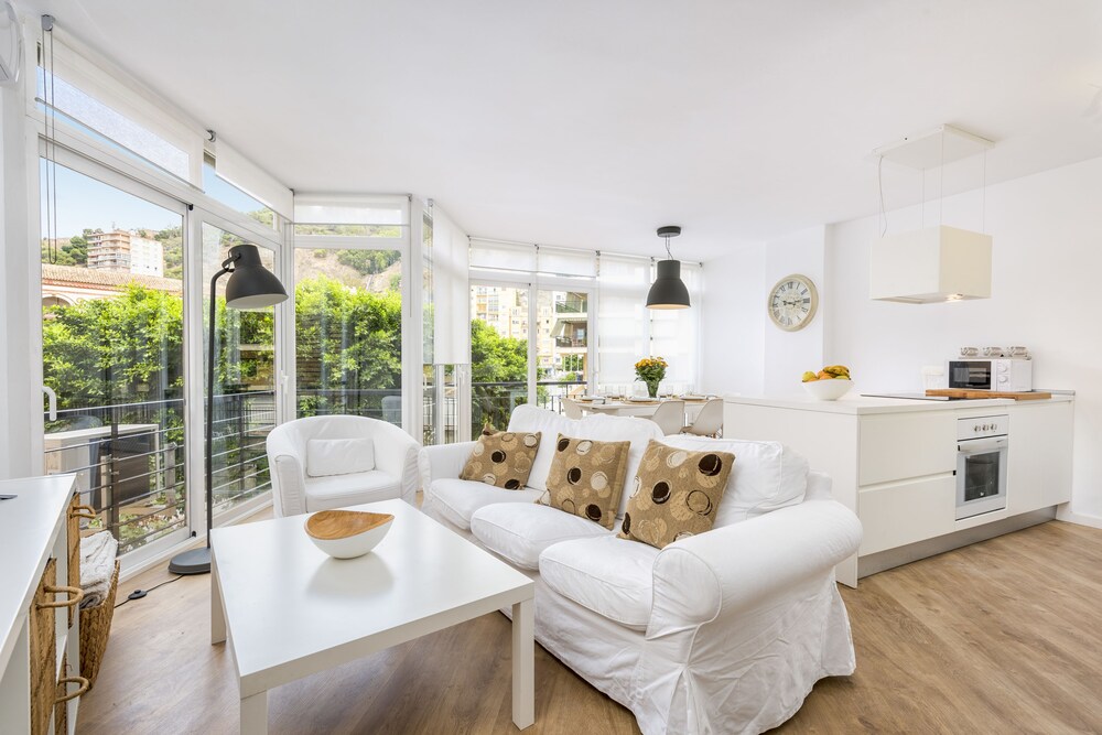 Cervantes Apartment in Malaga by Solaga Holiday Homes — 4-Star Luxury Hotel in Malaga, Spain