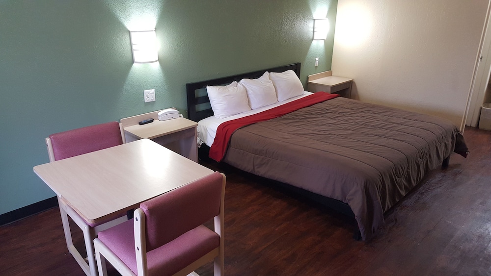 Mentor Home Inn - photo 11