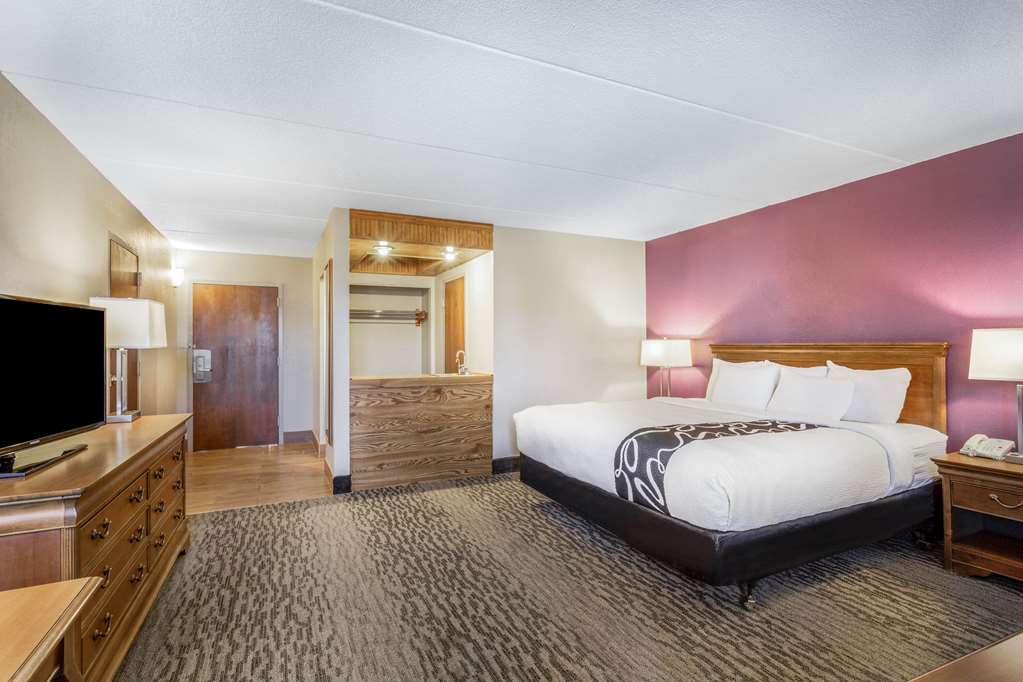 La Quinta Inn by Wyndham Binghamton Johnson City - photo 32
