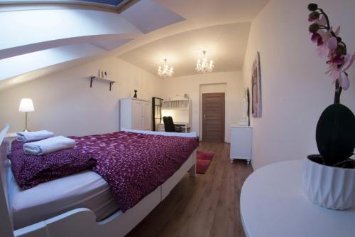 Prague Gate Apartments — 4-Star Luxury Hotel in Prague, Czech Republic