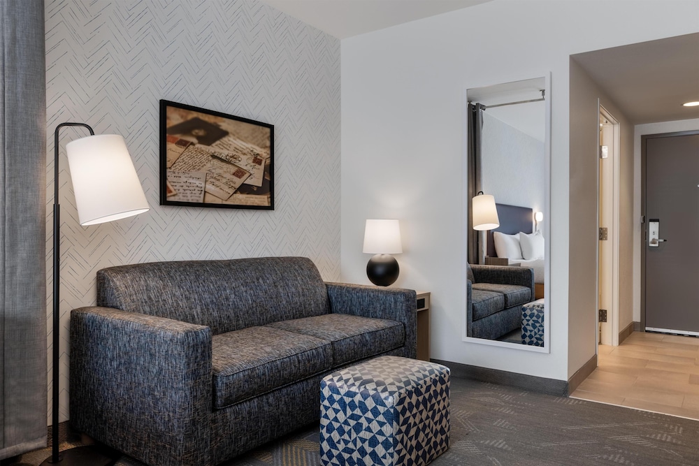 Home2 Suites By Hilton Ames - photo 31