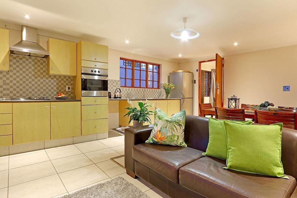 Angel Cottage — 4-Star Luxury Hotel in Cape Town, South Africa