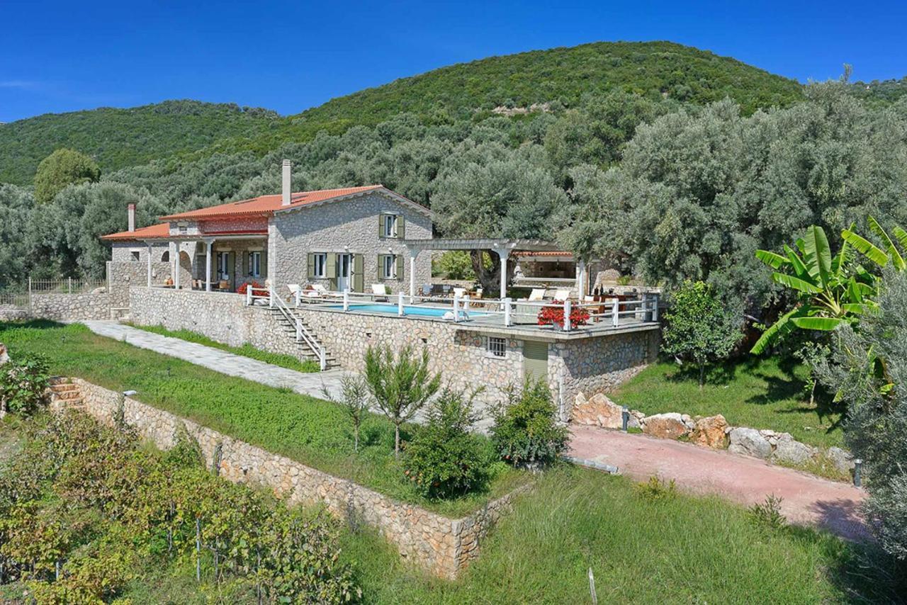 Villa Leda — 4-Star Luxury Hotel in Lefkada, Greece