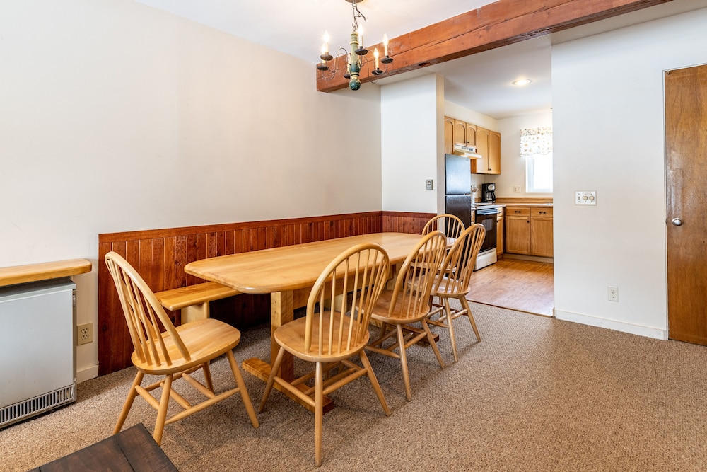 Smugglers' Notch Resort Private Suites - photo 96