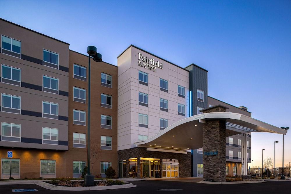 Fairfield Inn & Suites by Marriott Denver Airport at Gateway Park - featured photo