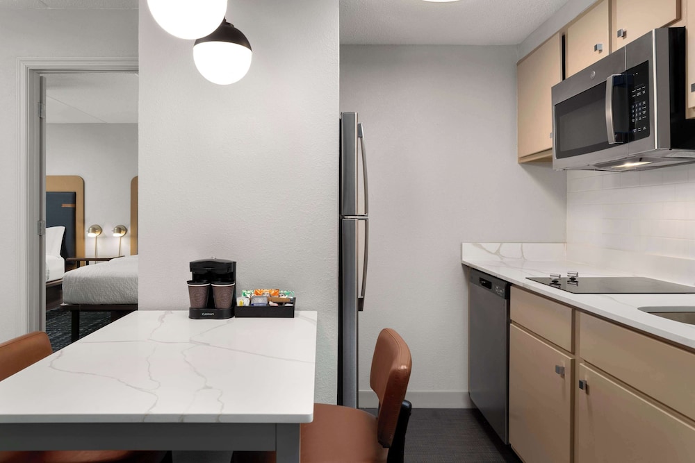 Homewood Suites by Hilton Richmond Airport - photo 18