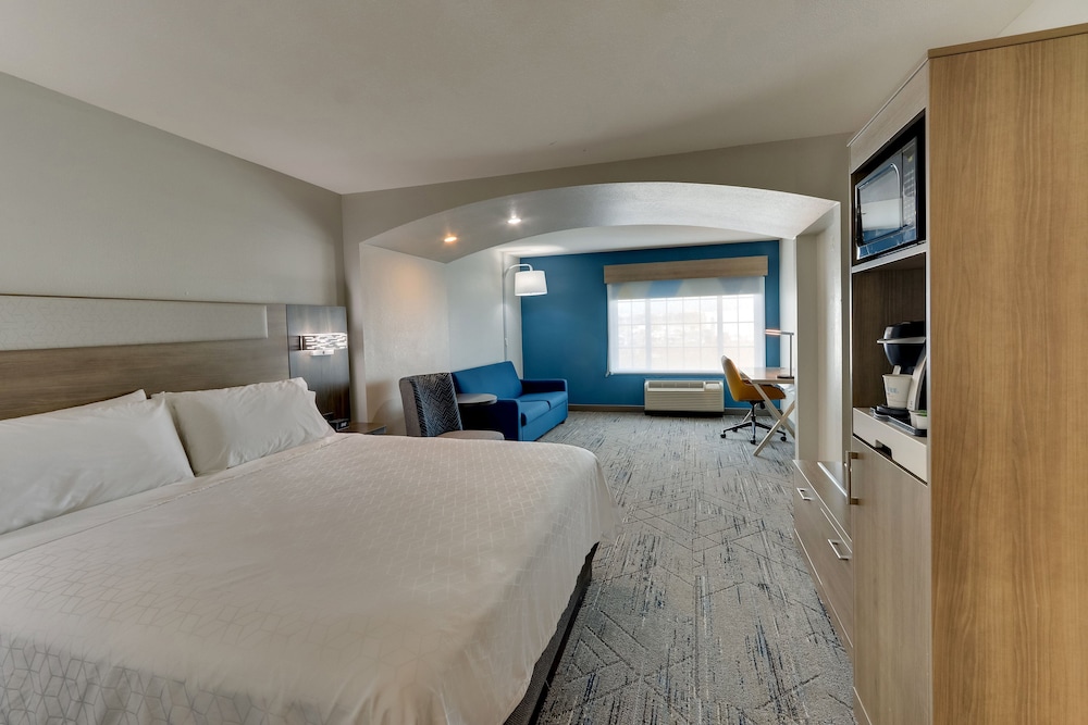 Holiday Inn Express & Suites Ardmore by IHG - photo 15