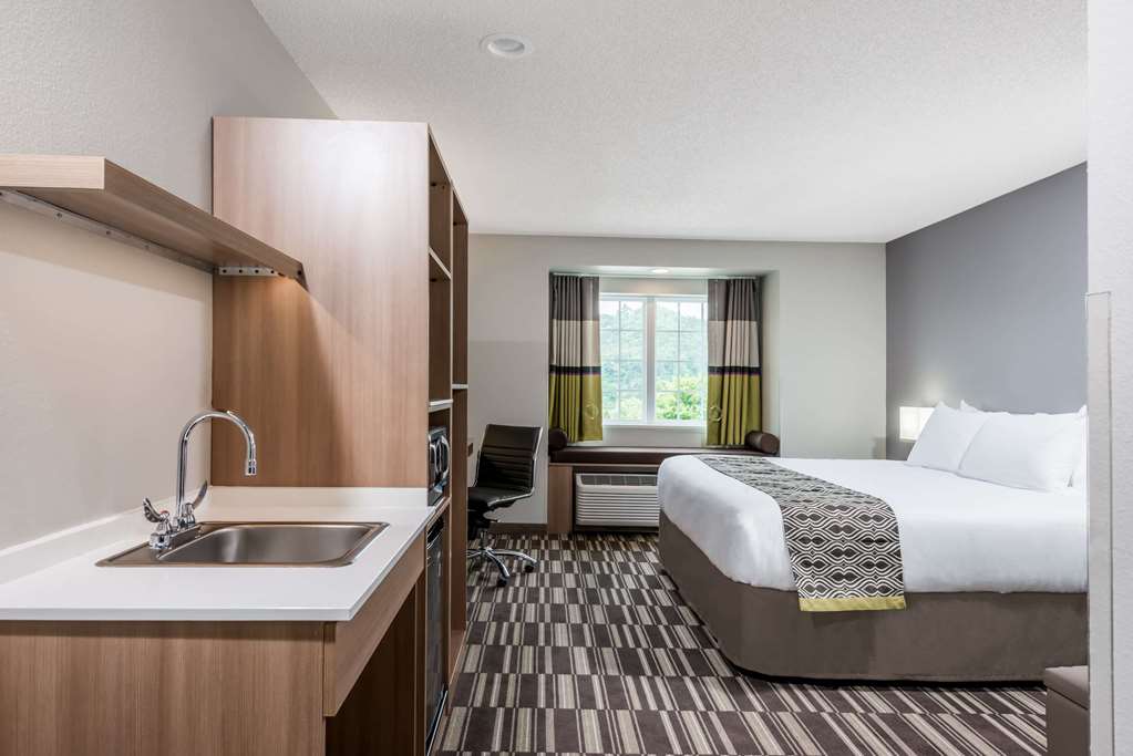 Microtel Inn & Suites By Wyndham New Martinsville - photo 13