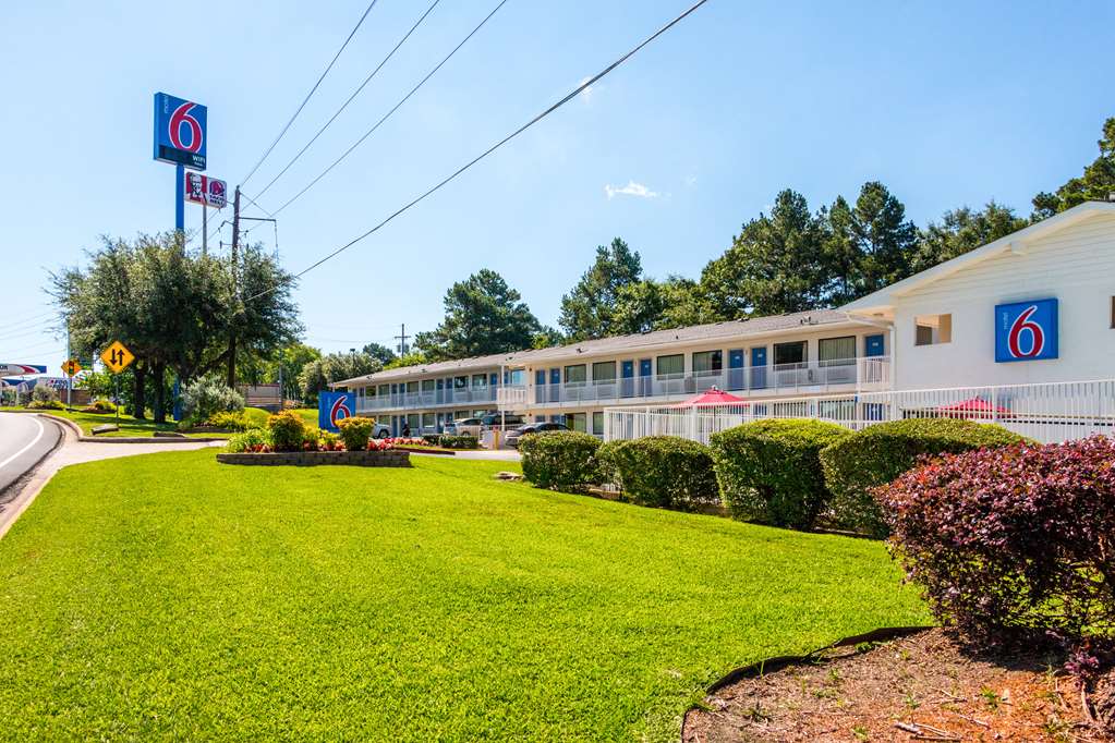 Motel 6 Longview TX - photo 4