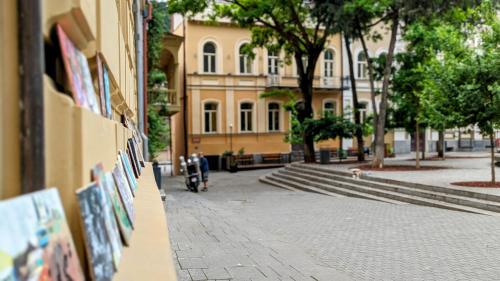 Maximilian Apartment