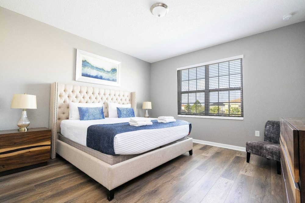 Solterra 12bd 11 5bat Sleeps24 Disney Pool Spa - photo 63
