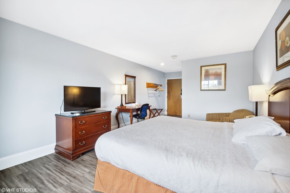 My Hometown Inn - photo 31