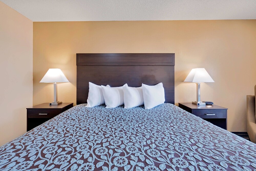 Days Inn Spokane - photo 12