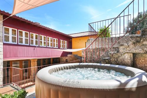 Quinta Rolim do Bouro By Sé Apartamentos — 4-Star Luxury Hotel in Amares, Portugal