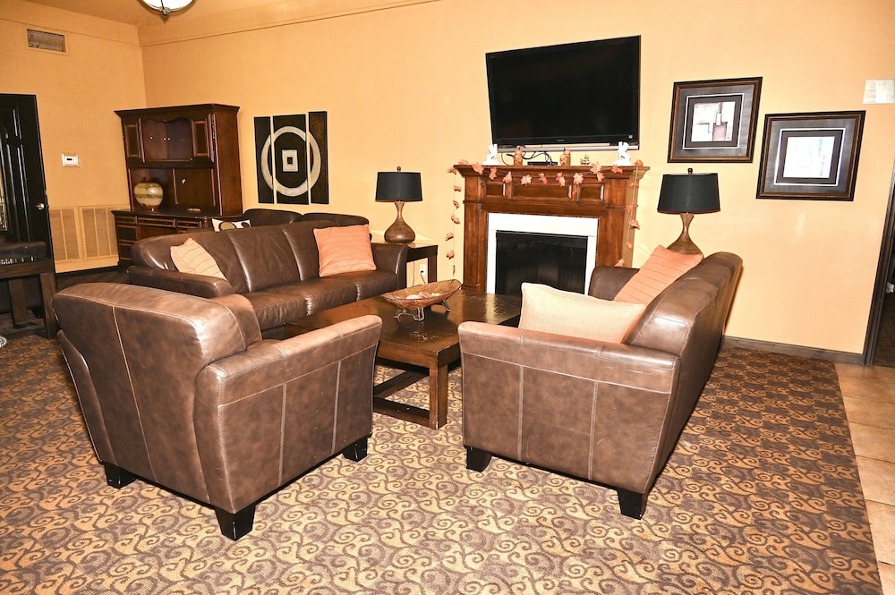 Fortune Inn And Suites Newport - photo 12