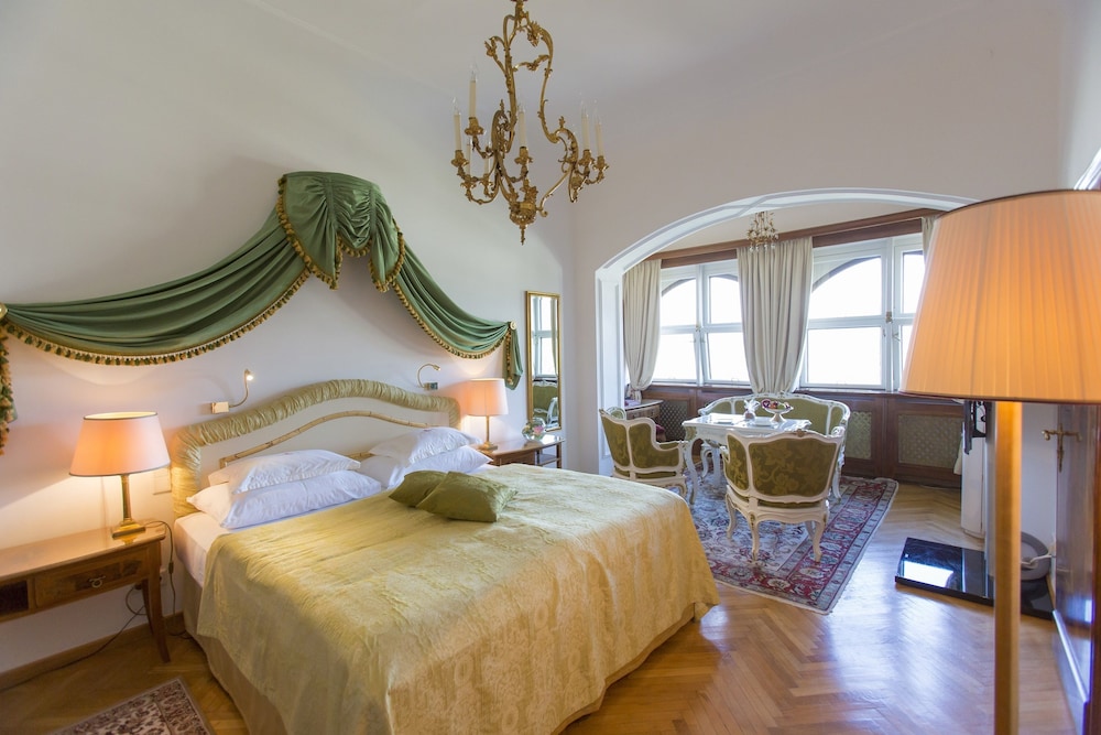 Hotel Schloss Mönchstein in Salzburg, Austria