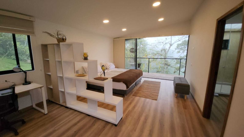 San Felipe Lodge Birding & Wellness — 4-Star Luxury Hotel in Cali, Colombia