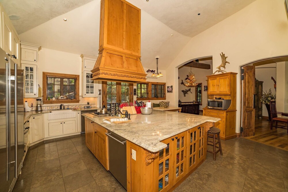 Aux Pied des Pistes by Telluride Resort Lodging - photo 16