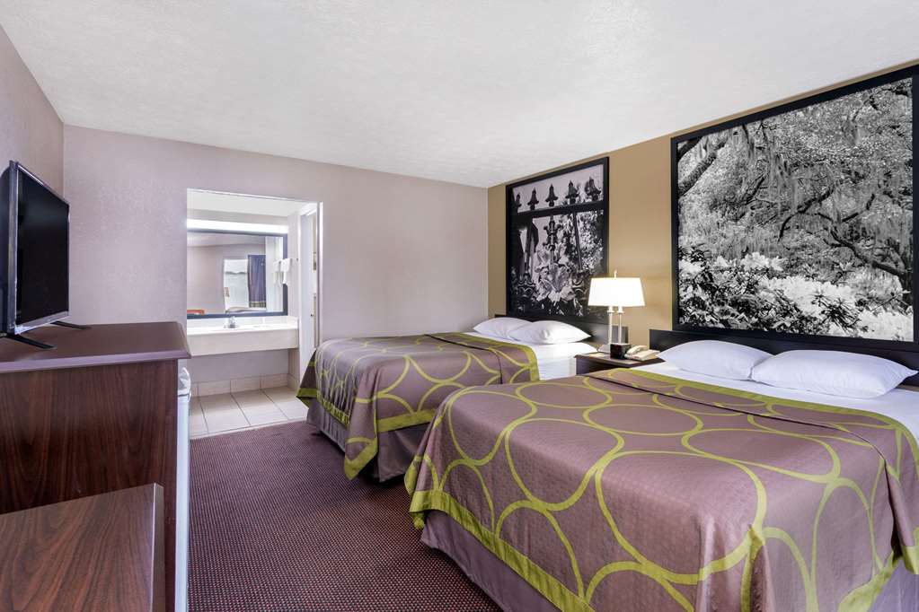 Super 8 by Wyndham Locust Grove - photo 10
