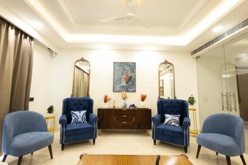 Four Bedroom Luxurious Apartment near Cyber Hub