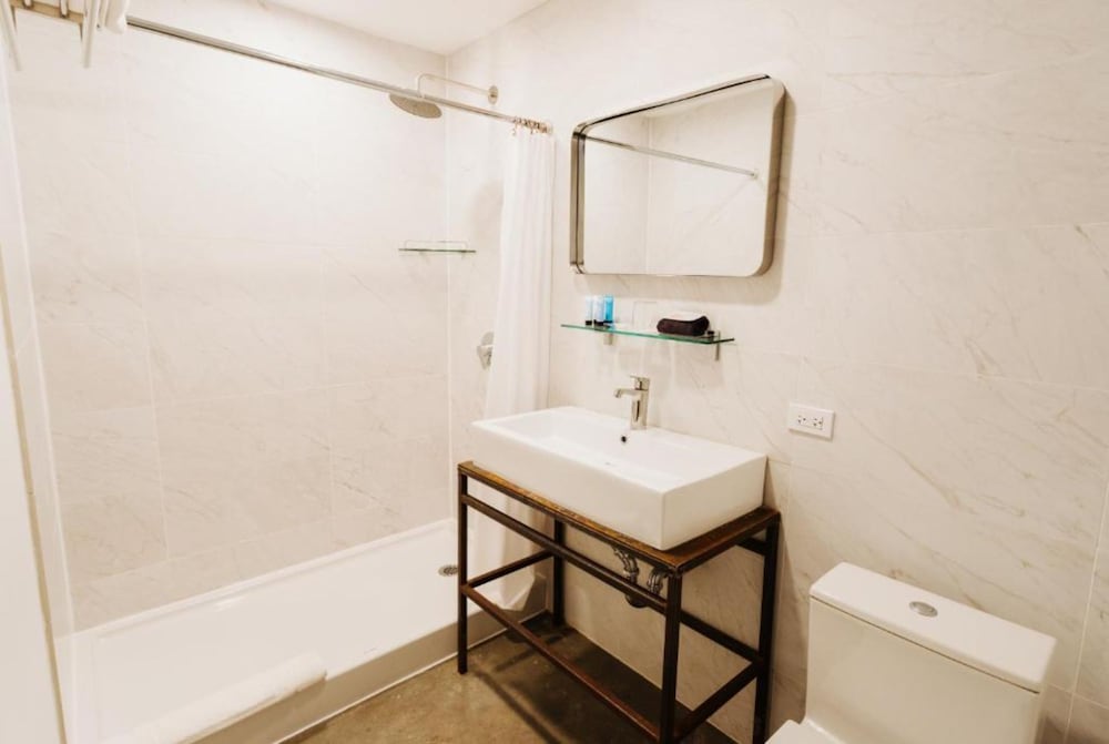 Hotel Alameda Highline - photo 27