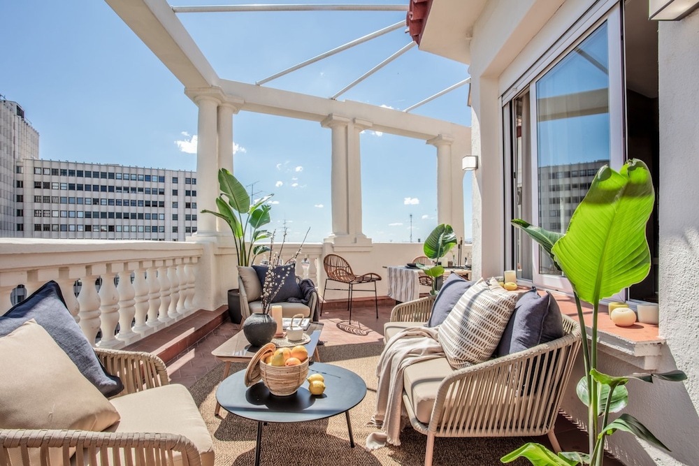 Kasai 2 Bedrooms and Terrace in Malasa a hotel Argüelles Madrid