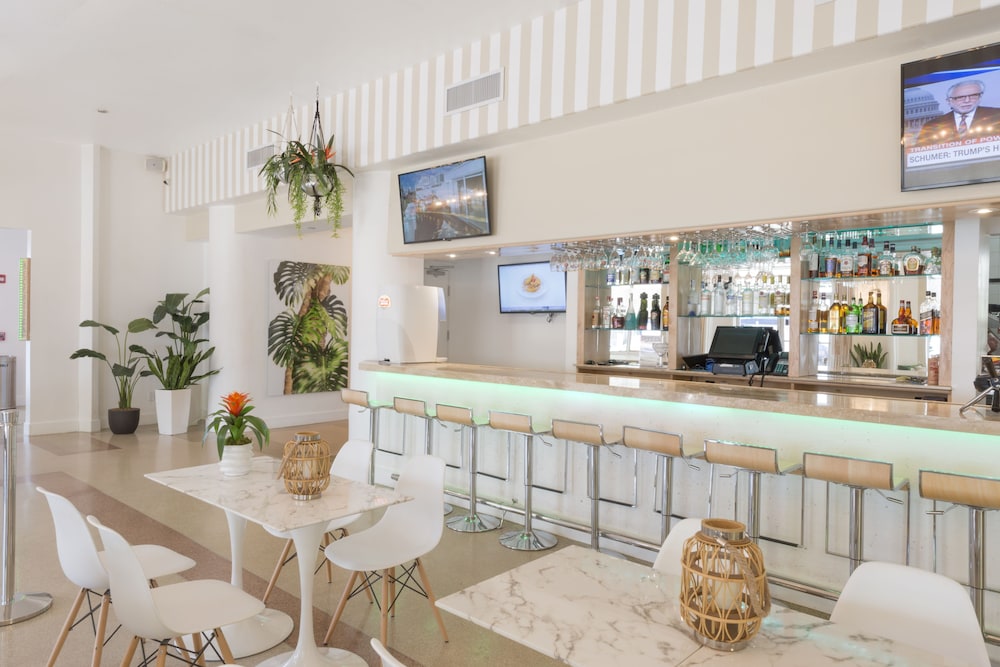 President Hotel - photo 128