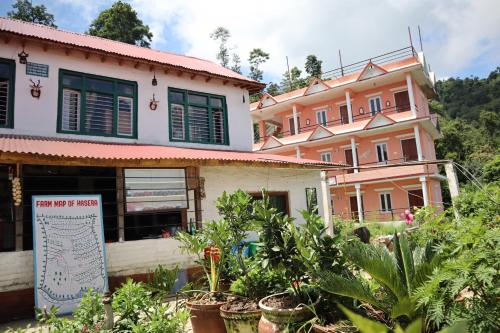Hasera Organic Farmstay: Farm to Table & Mountain View in Dhulikhel, Nepal