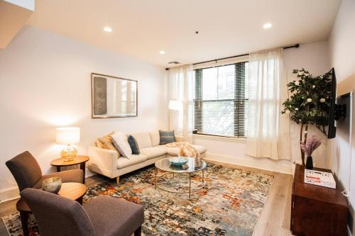 Luxury 1Bed Loft 2 Baths Central Air South End — 4-Star Luxury Hotel in Boston, United States