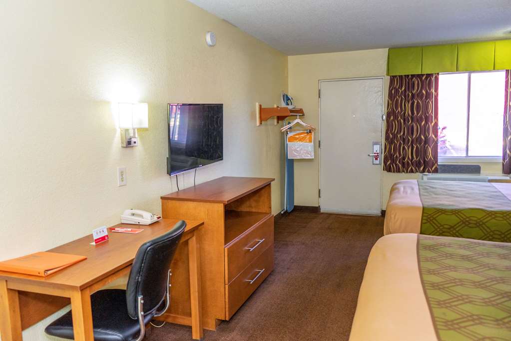 Park Inn by Radisson Weldon Roanoke Rapids - photo 15