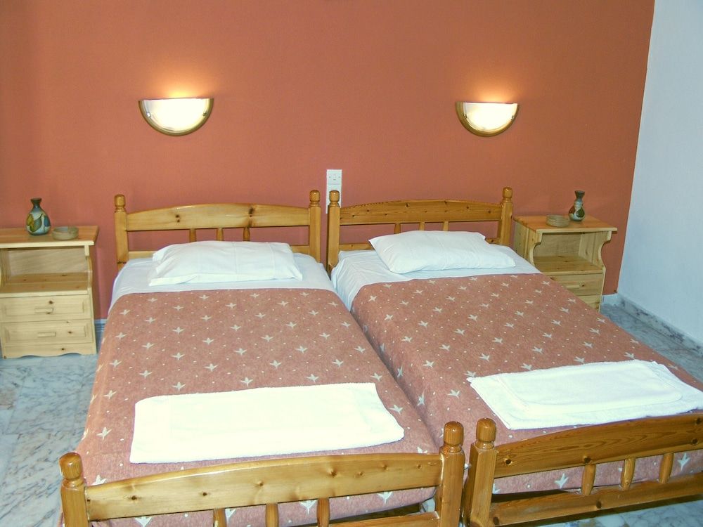 Kantas Beachfront Studios - last minute hotel in Corfu
