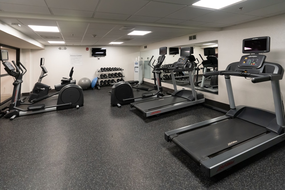 Holiday Inn Express Boston by IHG - photo 48
