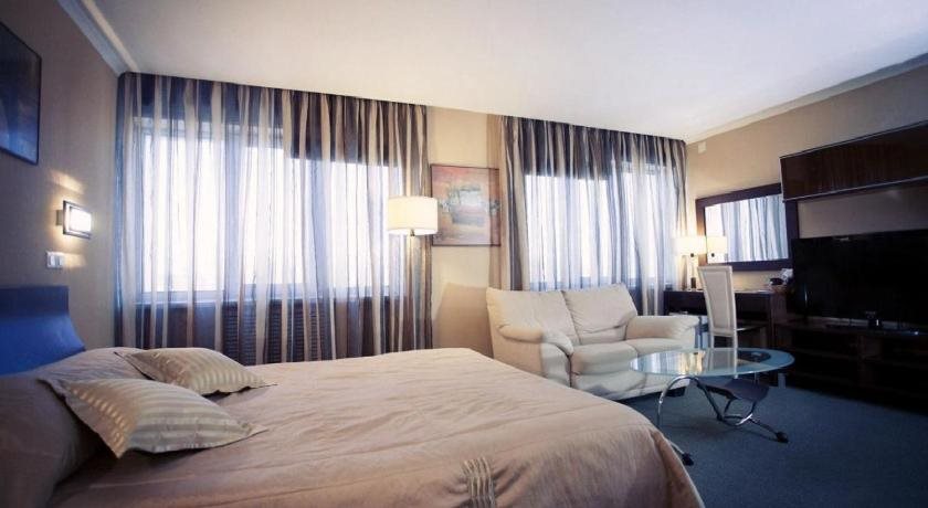 Congress hotel Taganrog — carbon neutral stay, Taganrog