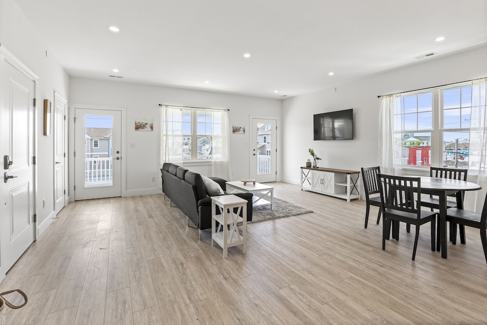 Seaport Oasis - photo 25