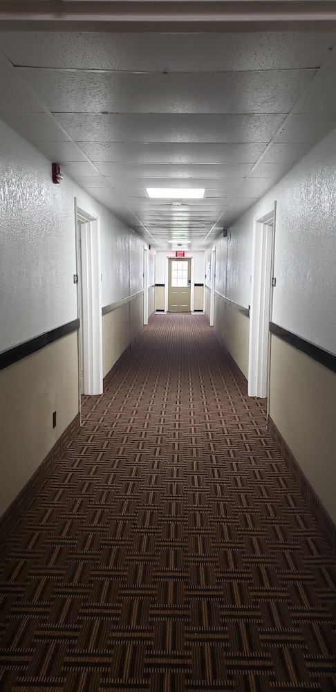 Travel Inn Of Sidney Ohio - photo 13