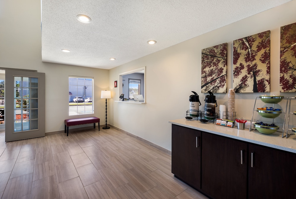 Red Roof Inn Jasper - photo 28