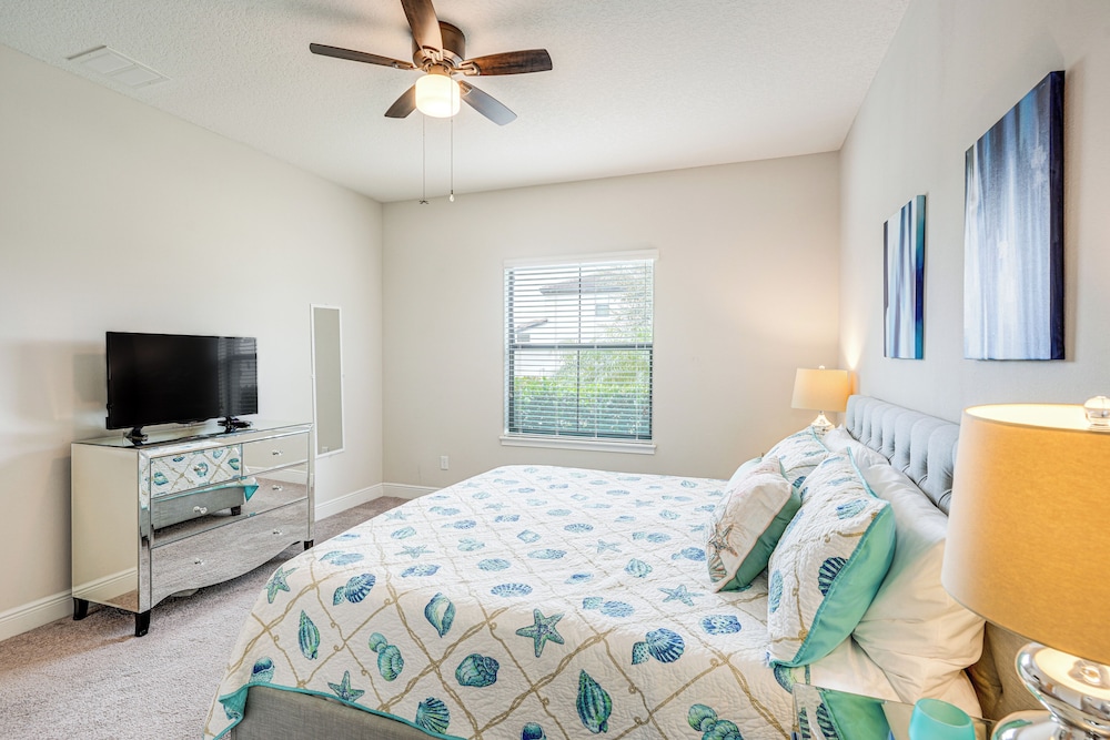 Resort Home in Haines City Screened Lanai Pool - photo 9