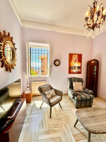Hostdomus Villino Matilde — 4-Star Luxury Hotel in Finale Ligure, Italy