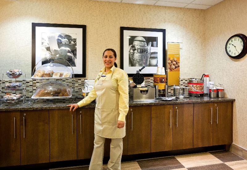 Hampton Inn Rockford - photo 77