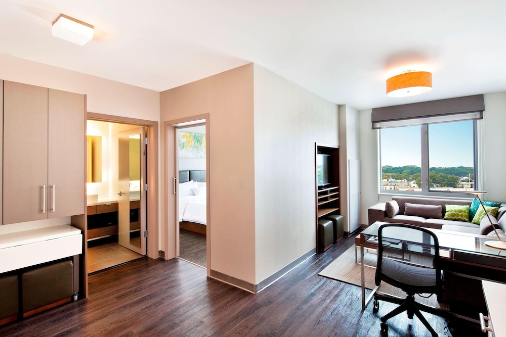 Element Harrison Newark - photo 5