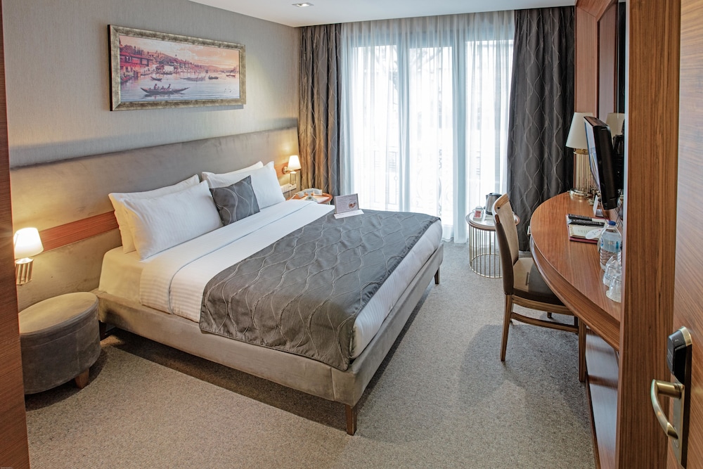 Nowy Efendi Hotel Special Class — 4-Star Luxury Hotel in Istanbul, Turkey
