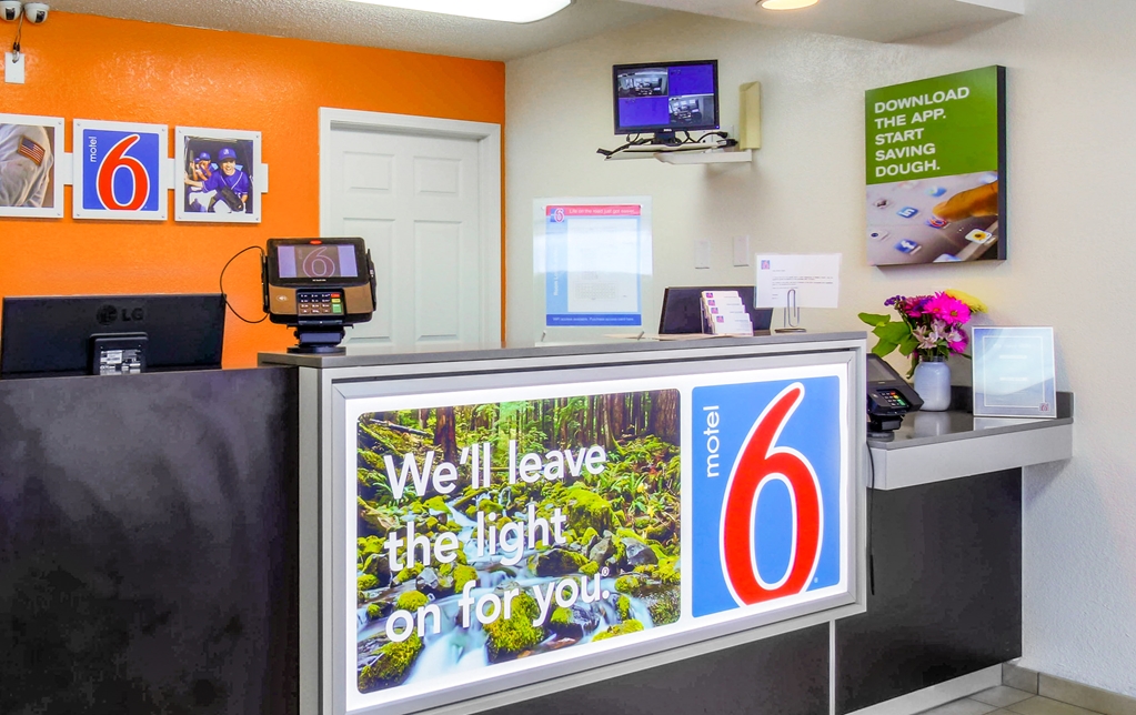 Motel 6 Medford OR North - photo 21