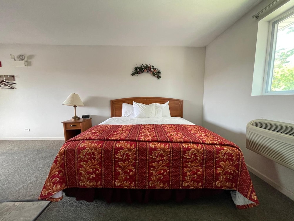 Vibe Inn Whirlpool Suites - photo 18