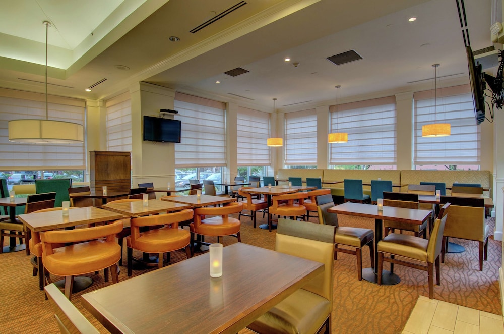 Hilton Garden Inn Norwalk - photo 47