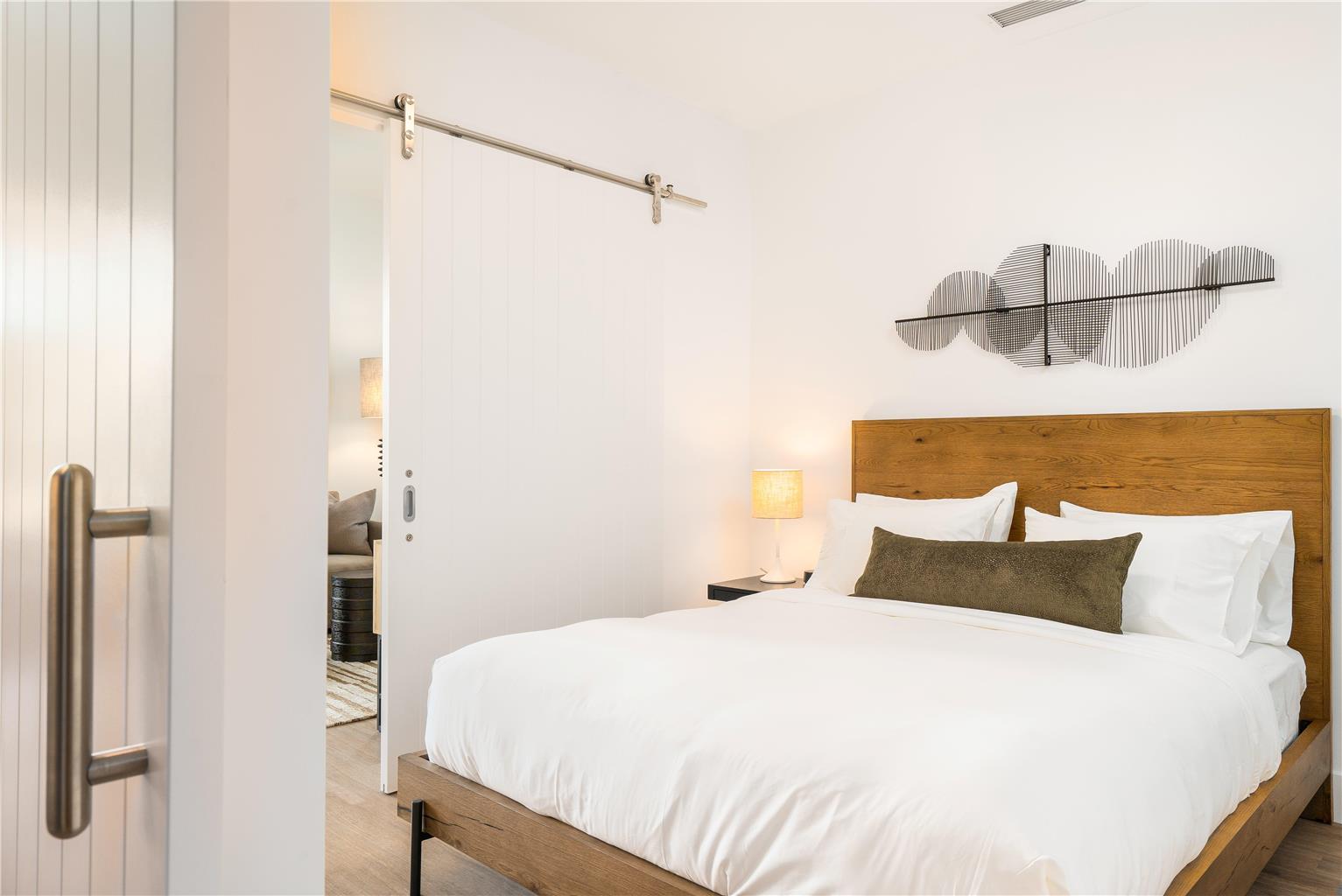 Locale Menlo Park - photo 14